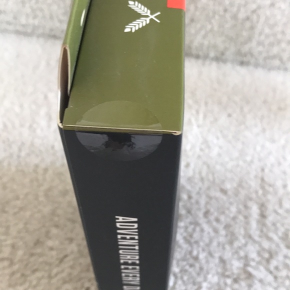 American Flag Flask ✨New In Box ✨ - Picture 6 of 7